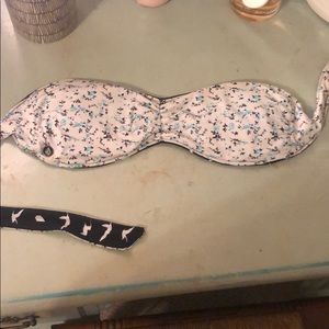 Reversible volcom swim top